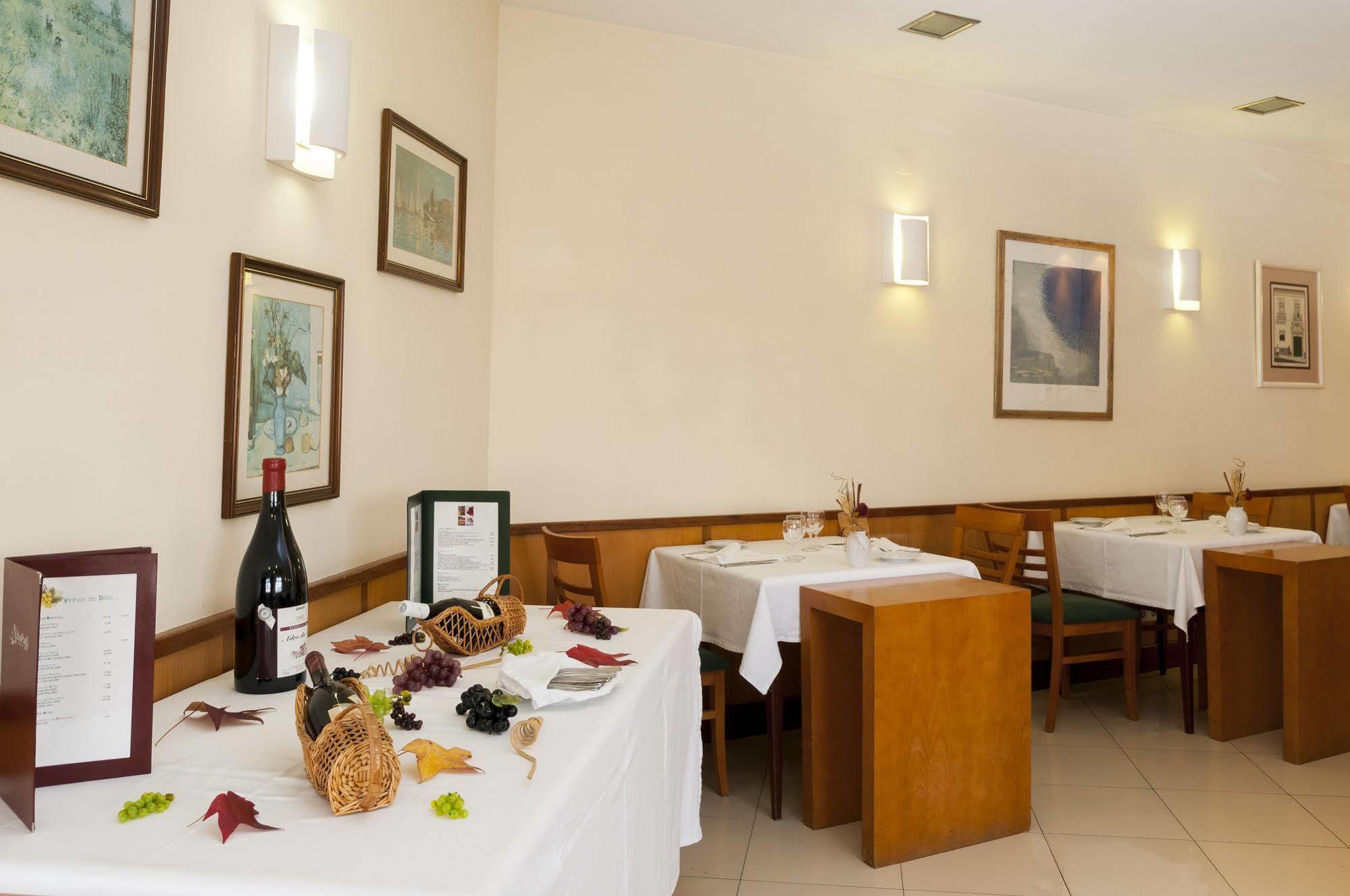 Agua Hotels Nelas Parq Екстер'єр фото